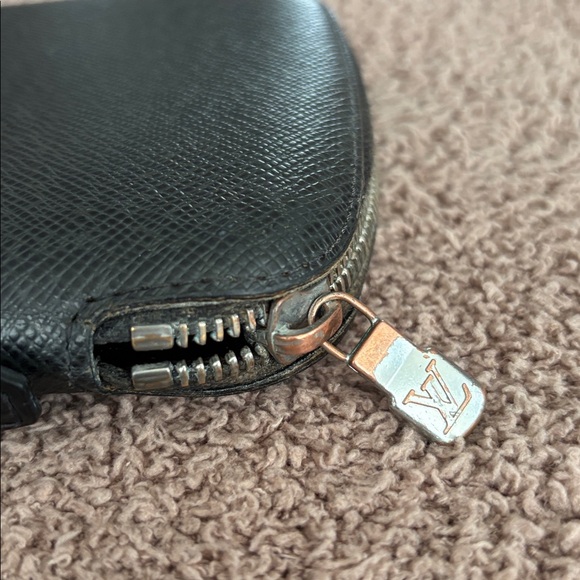 Louis Vuitton Black Taiga Leather Zippy Travel Organizer Wallet Clutch - Picture 16 of 16